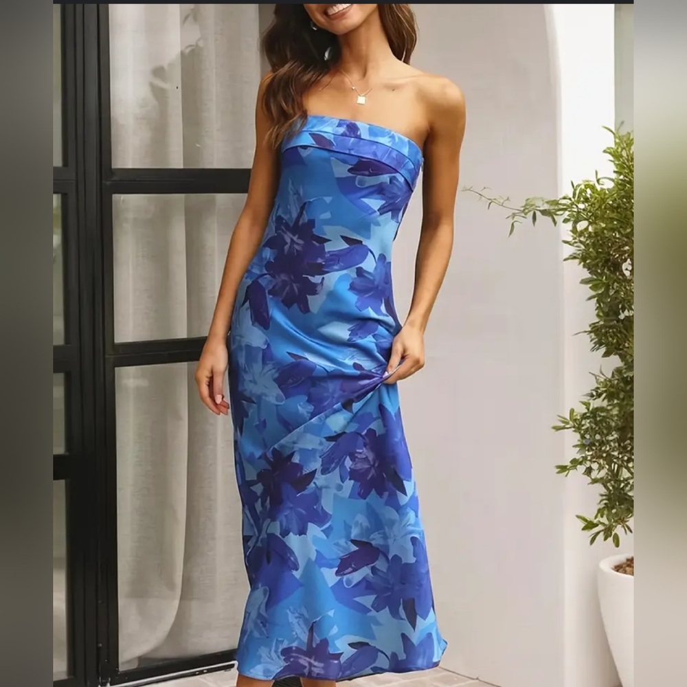 RealTix Elegant Blue Floral Strapless Dress Sz M